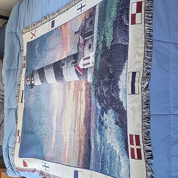 Two throw blankets and matching pillow SOLD - Picture 10 of 13